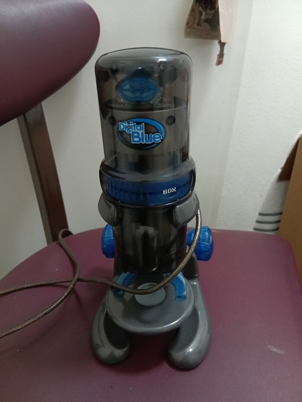 'PrimeEntetainment Company" "Digital Blue"Microscope (Selling As Is)